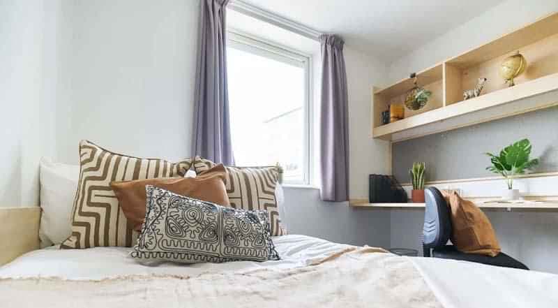 Premium Ensuite with Study Lounge