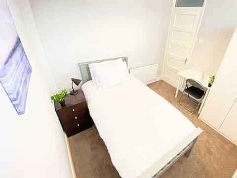Double Room - Image 1