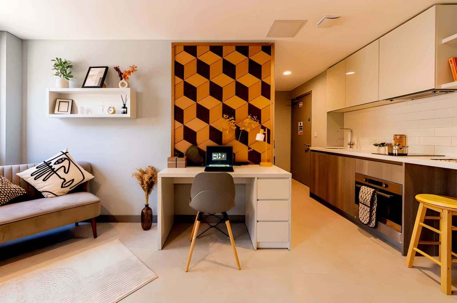 Deluxe Plus Studio - Image 5