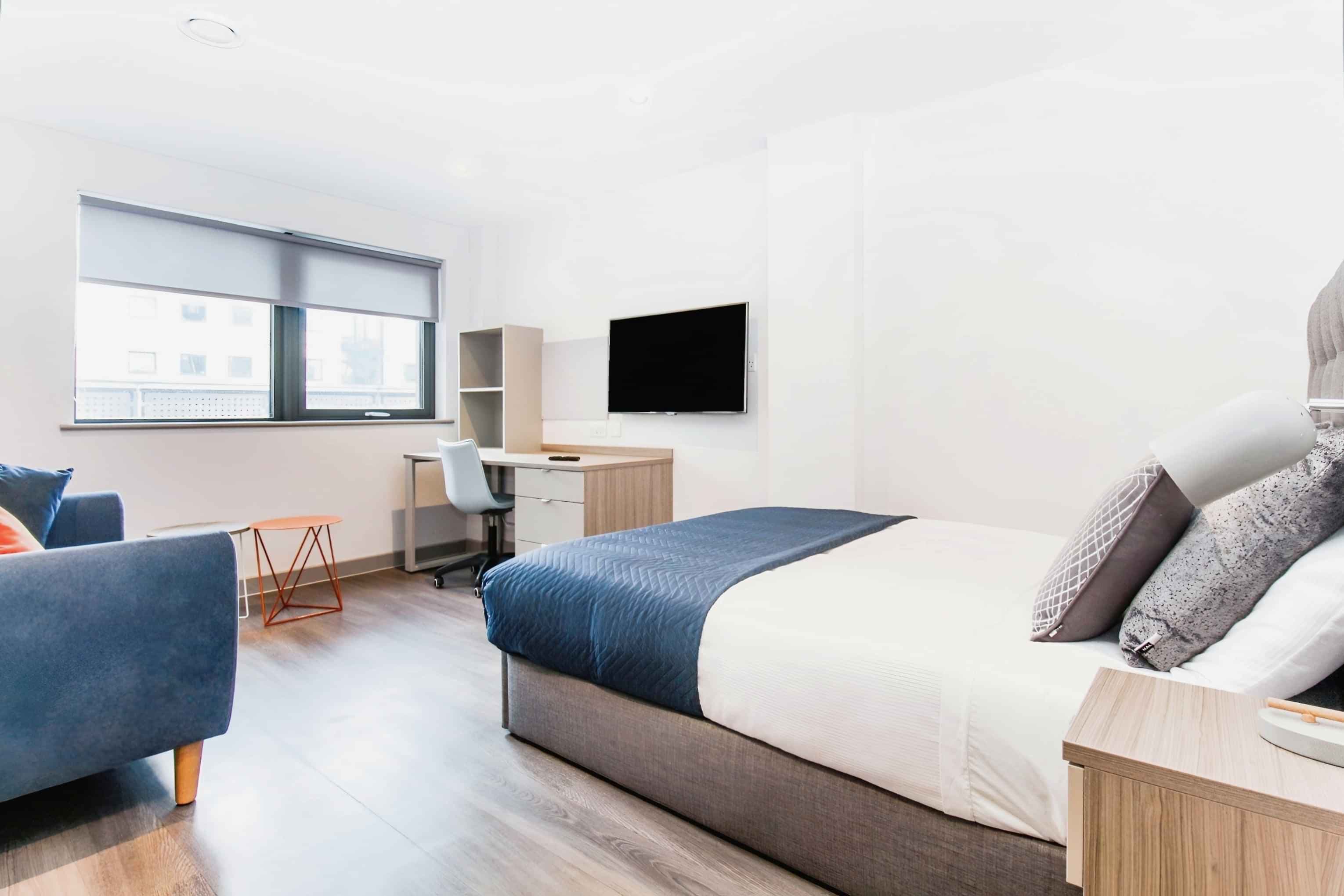 Premium Apartment - Image 2