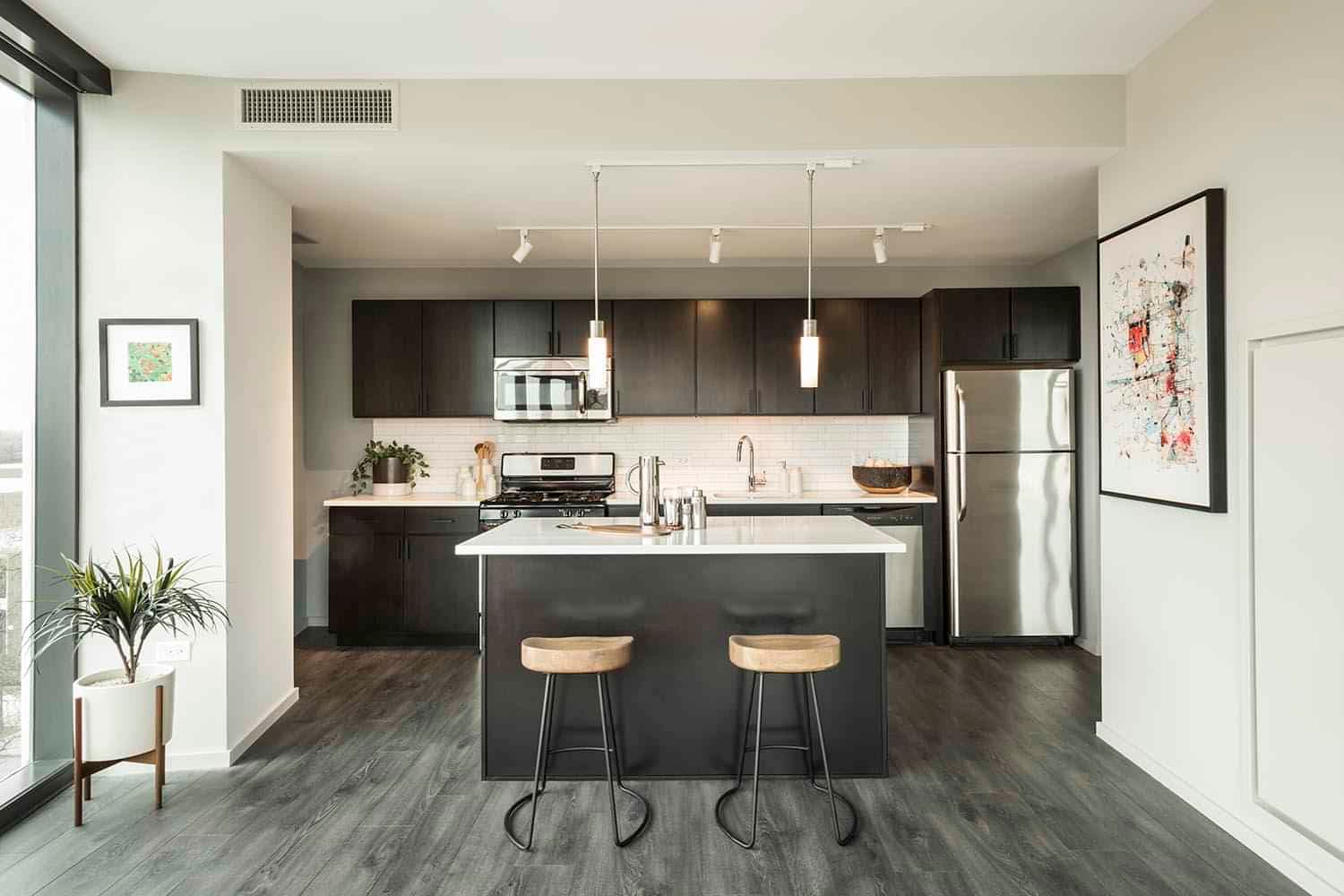 2 Bedroom 1 Bathroom - Image 13