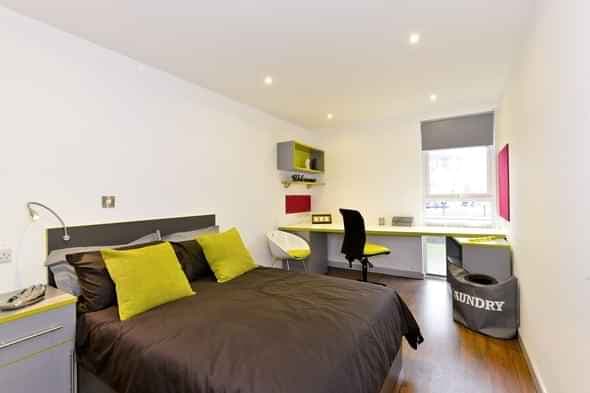 Ensuite Silver - Image 1