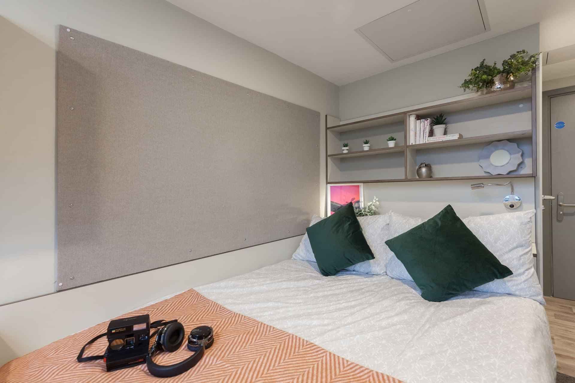 Platinum Plus En-suite - Image 6