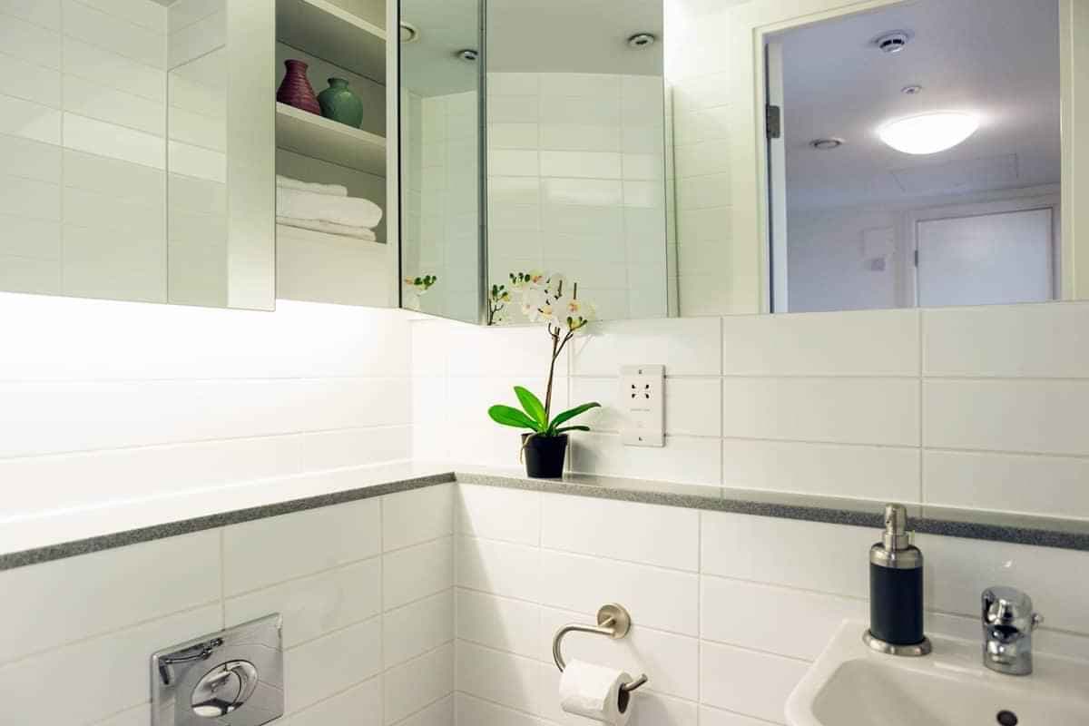 2 Bed Apartment Mid Level Premium View - Image 3