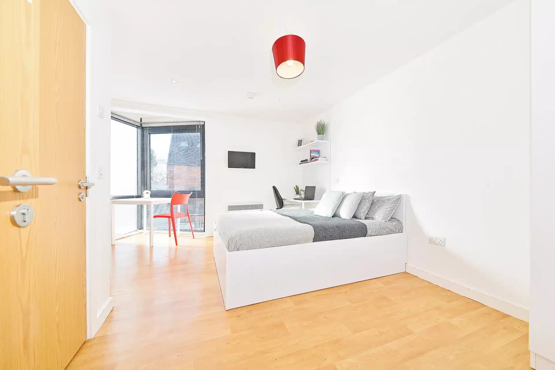 Premier Studio - Image 1