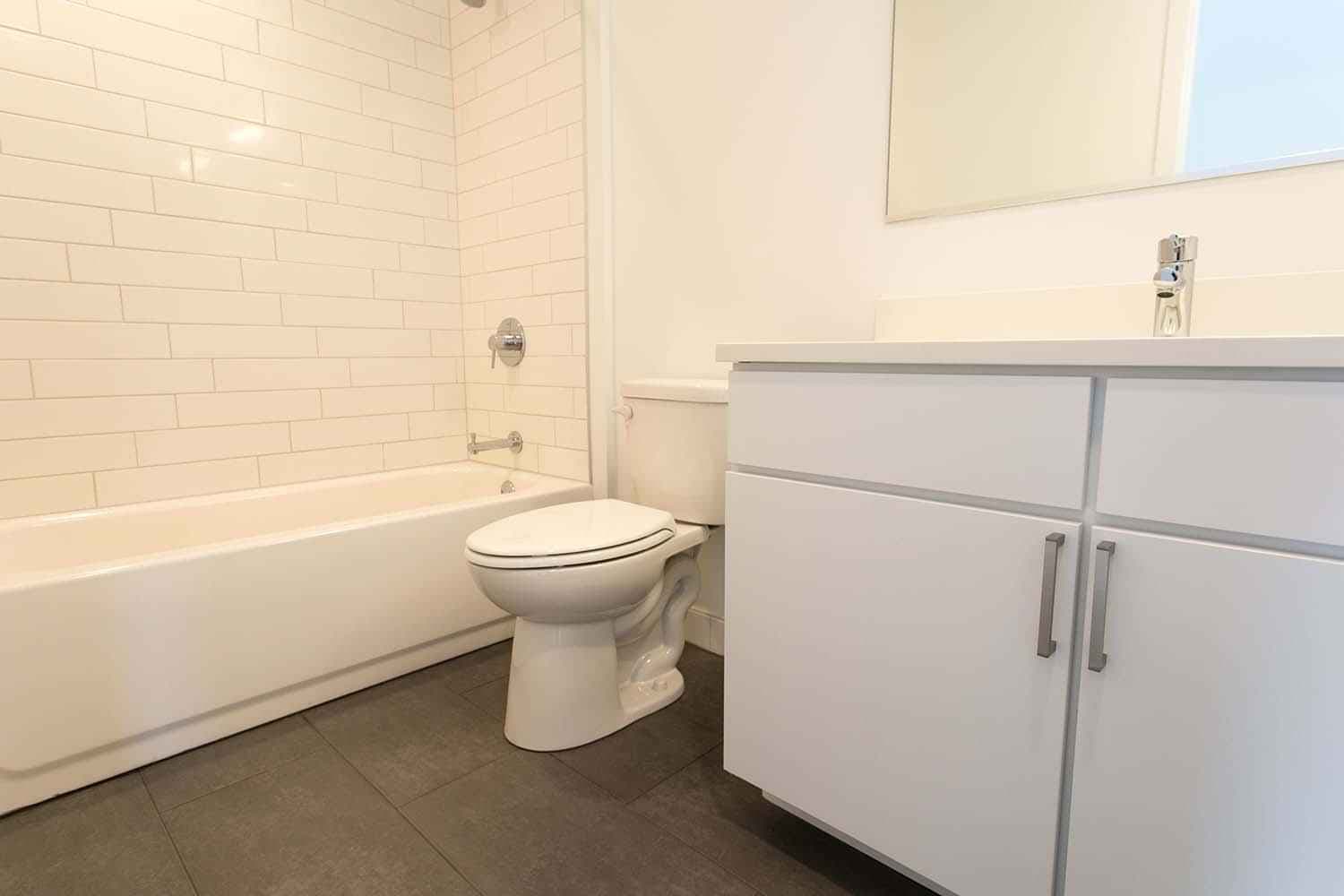 2 Bedroom 2 Bathroom - Image 15