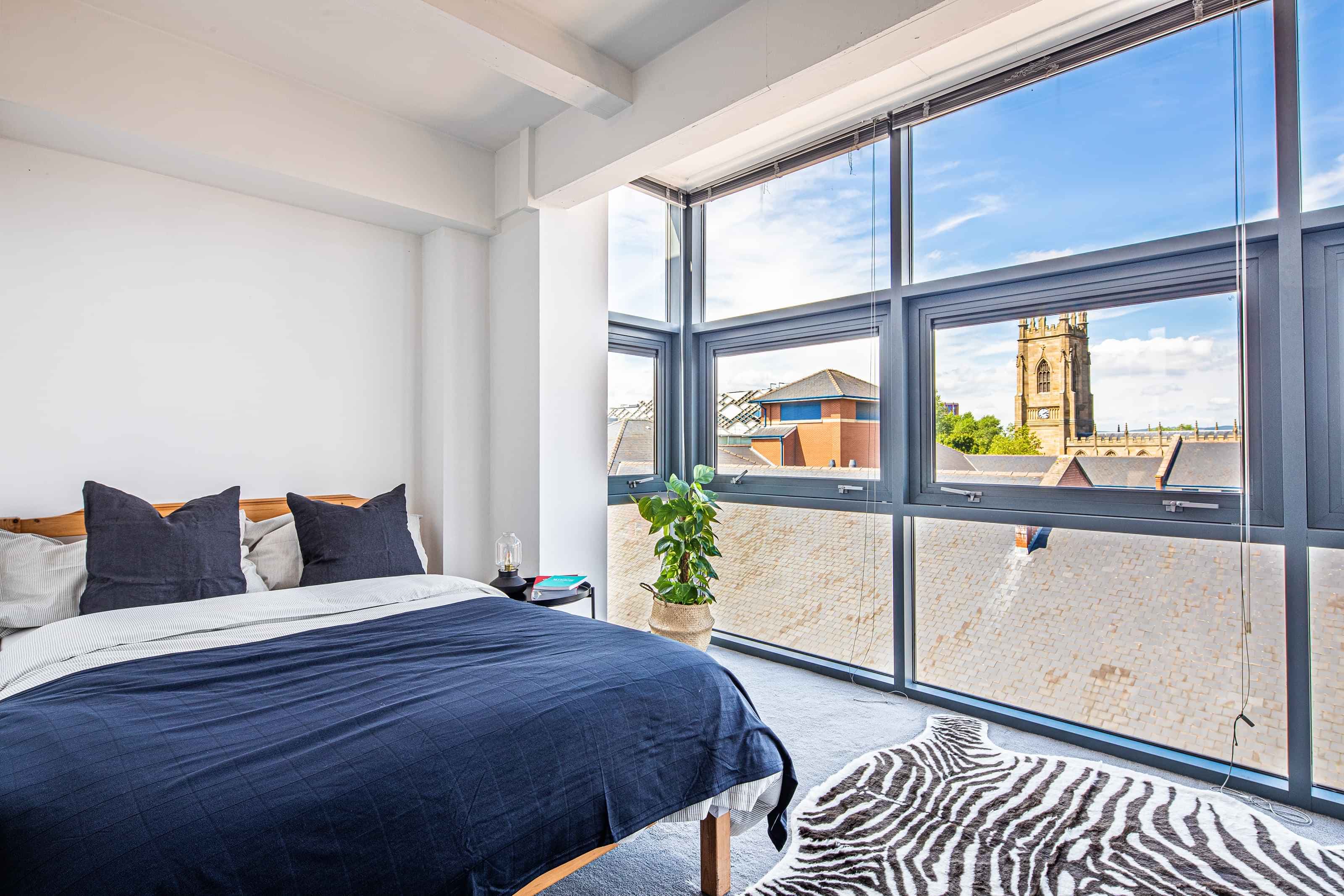 7 Bedroom Apartment - Image 1