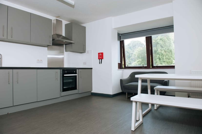 Premium Ensuite - Image 3