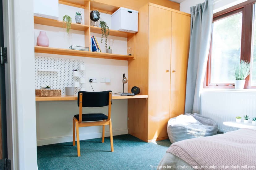 Classic Ensuite - Image 5