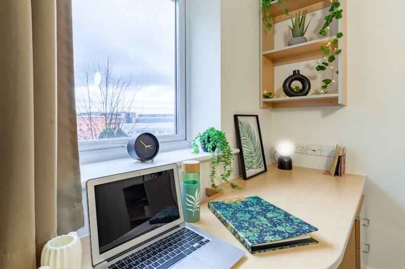 Premium Ensuite - Image 4