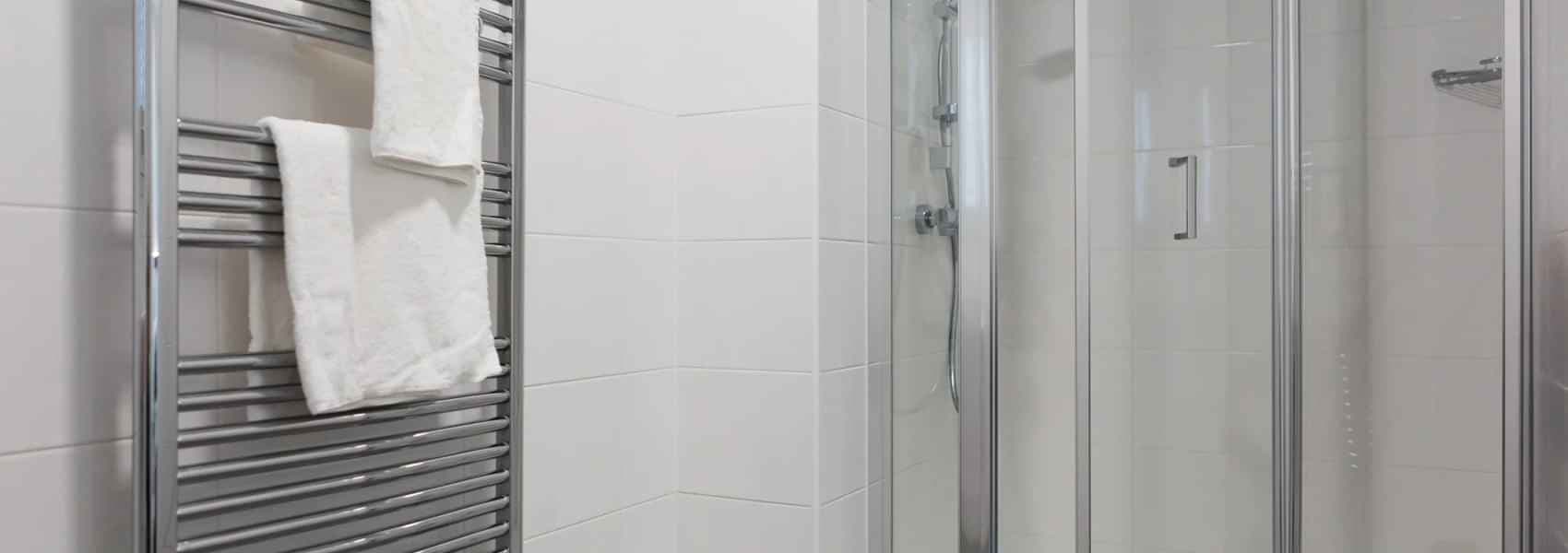 Bronze Studio Penthouse Street View - Image 4