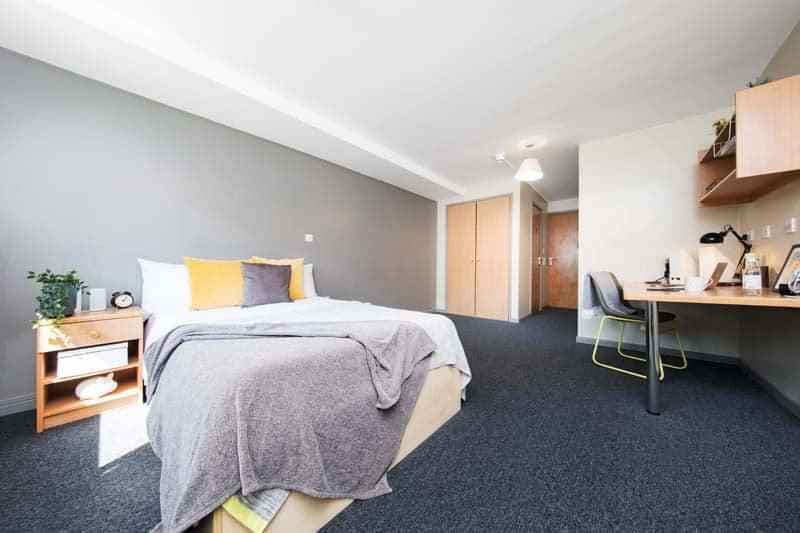 Premium Plus Ensuite - Image 1