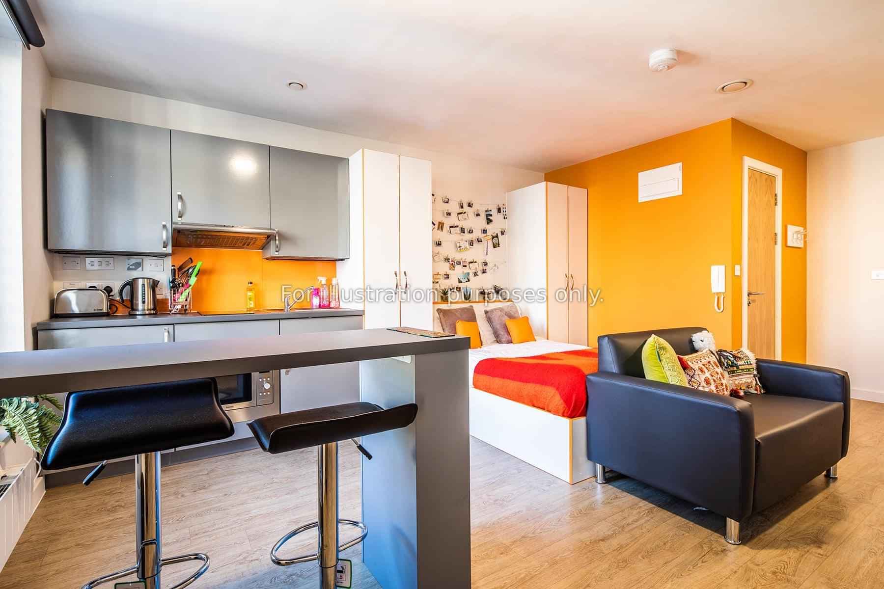 Large Studio - Image 3