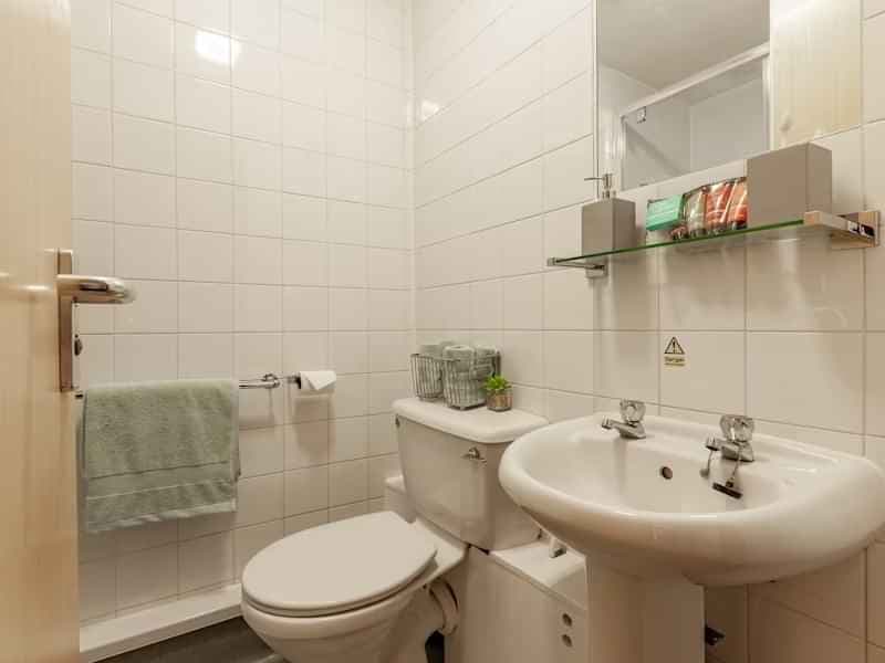 Platinum Suite - Image 7