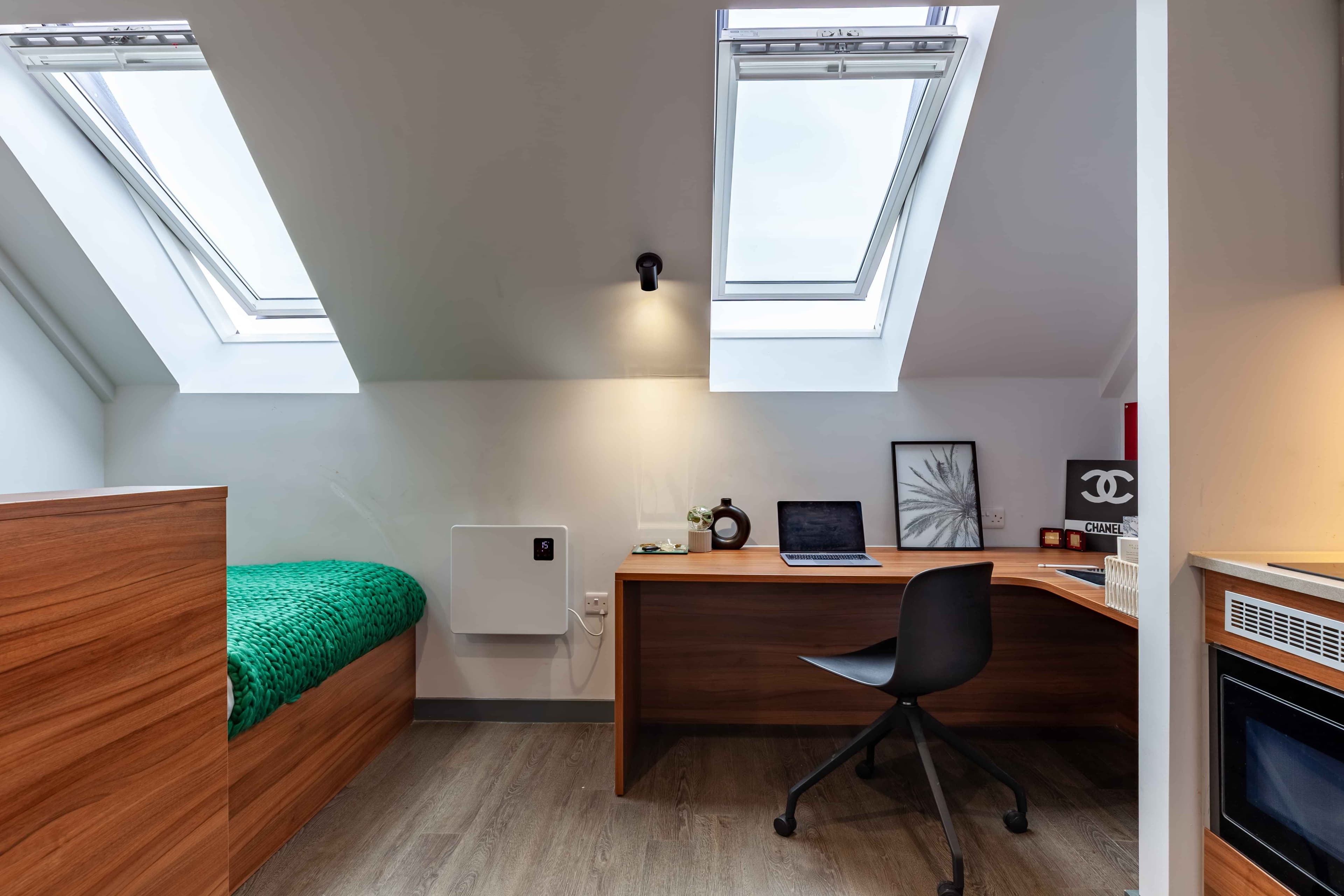 Premium Plus Studio - Image 12