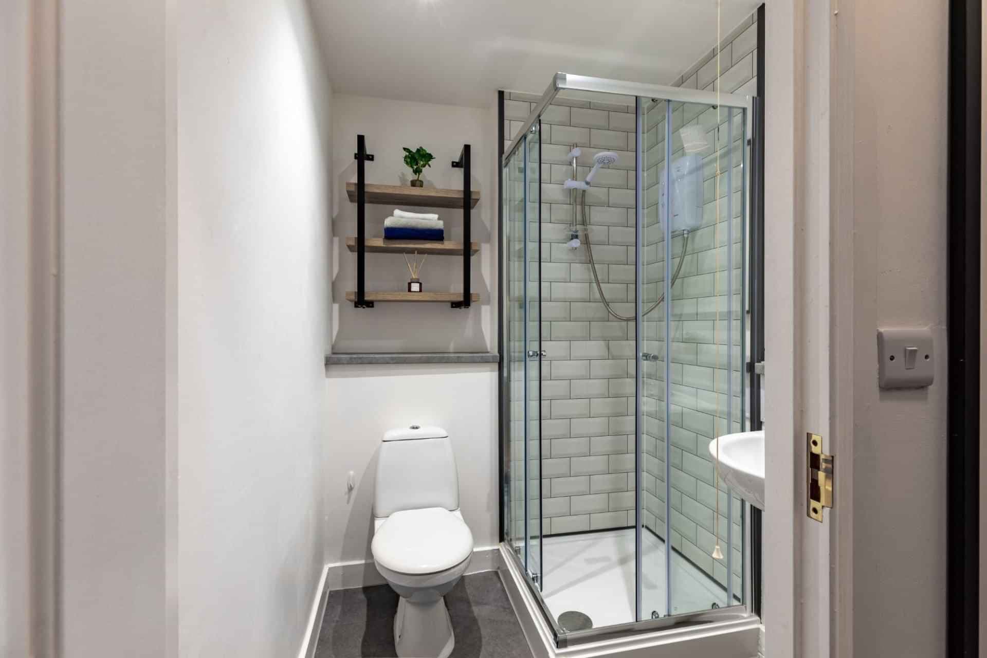 Classic Plus Studio - Image 4