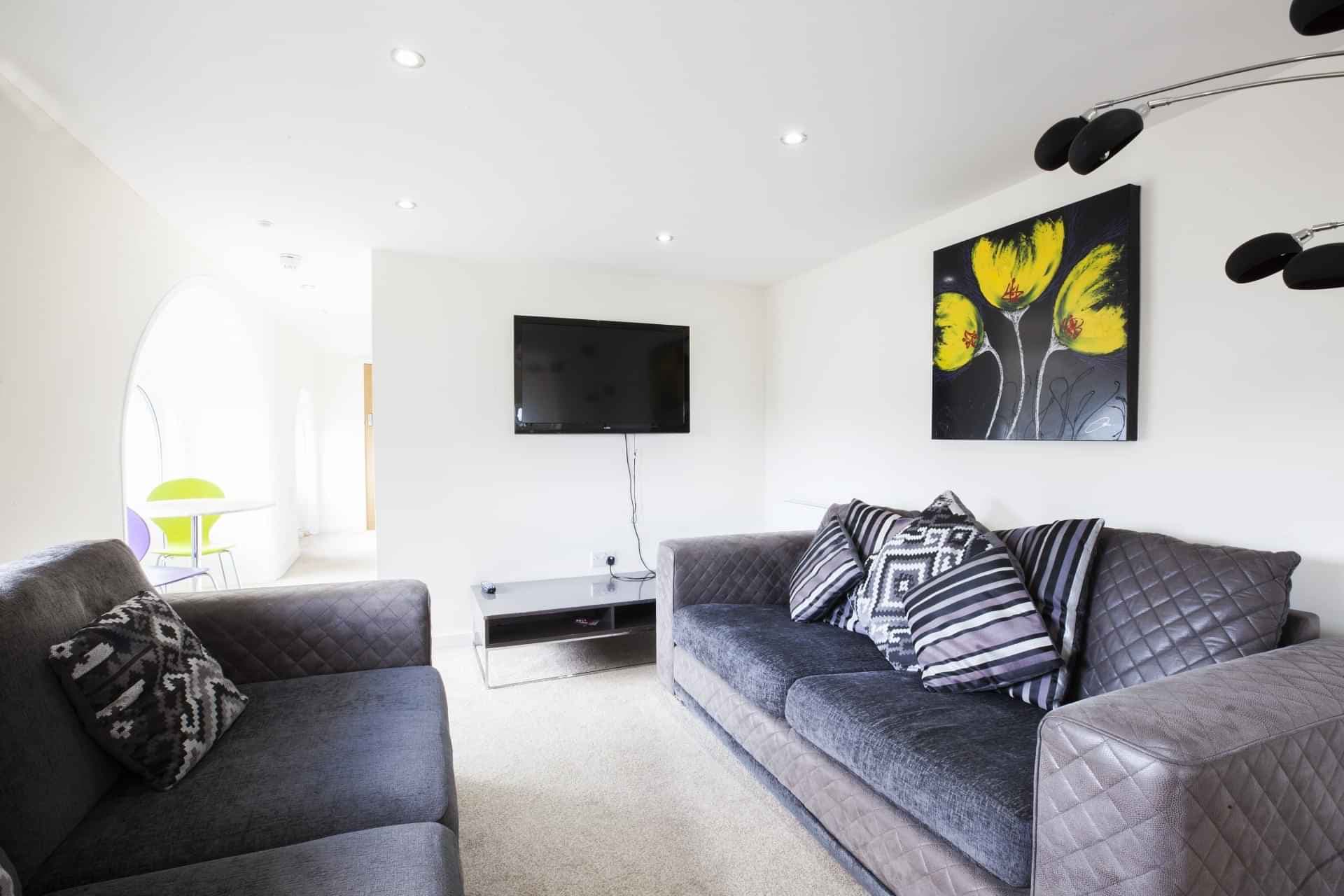 Premier Luxe En-Suite - Image 3