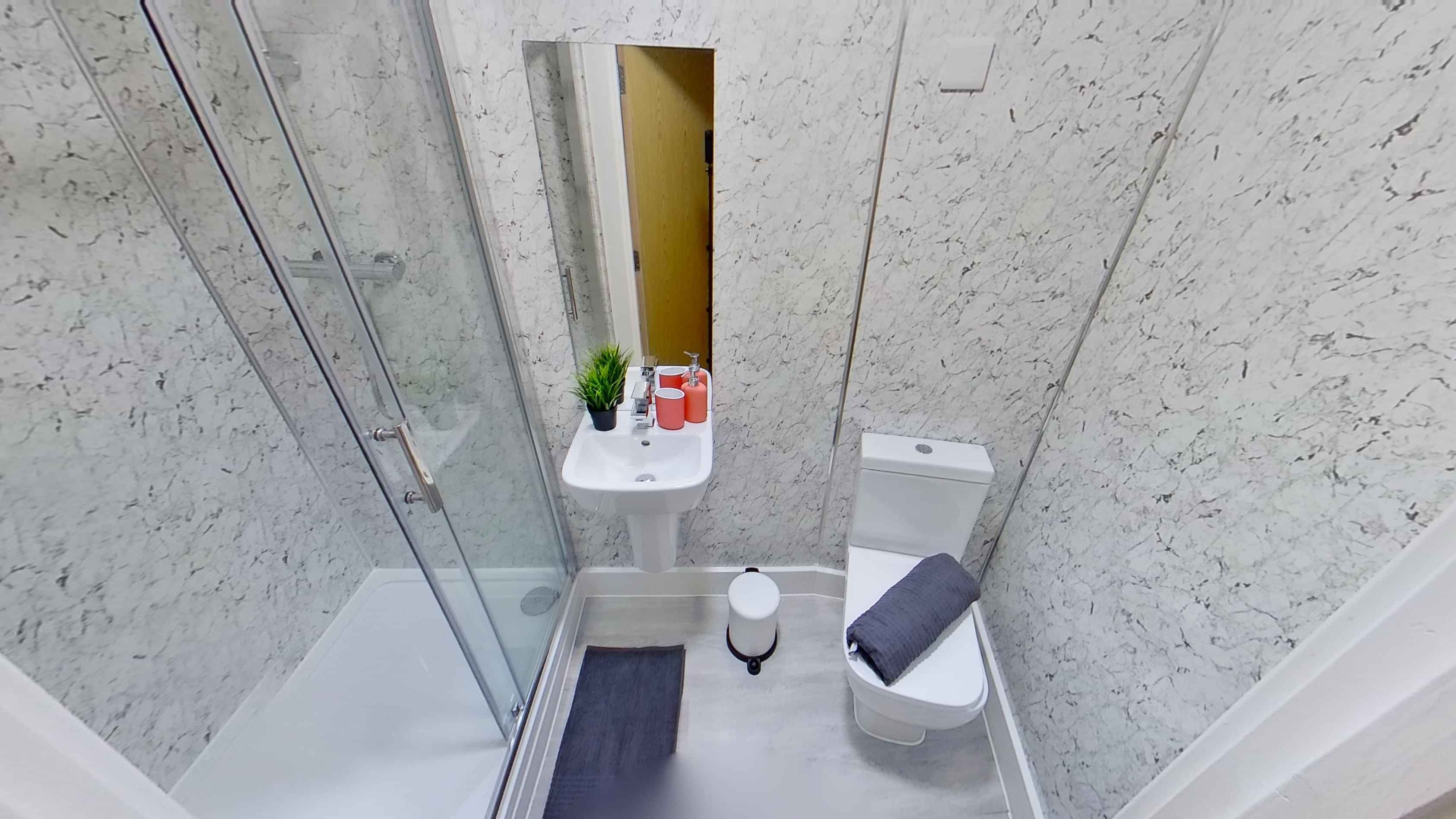 Large Scenic Studio - Image 18