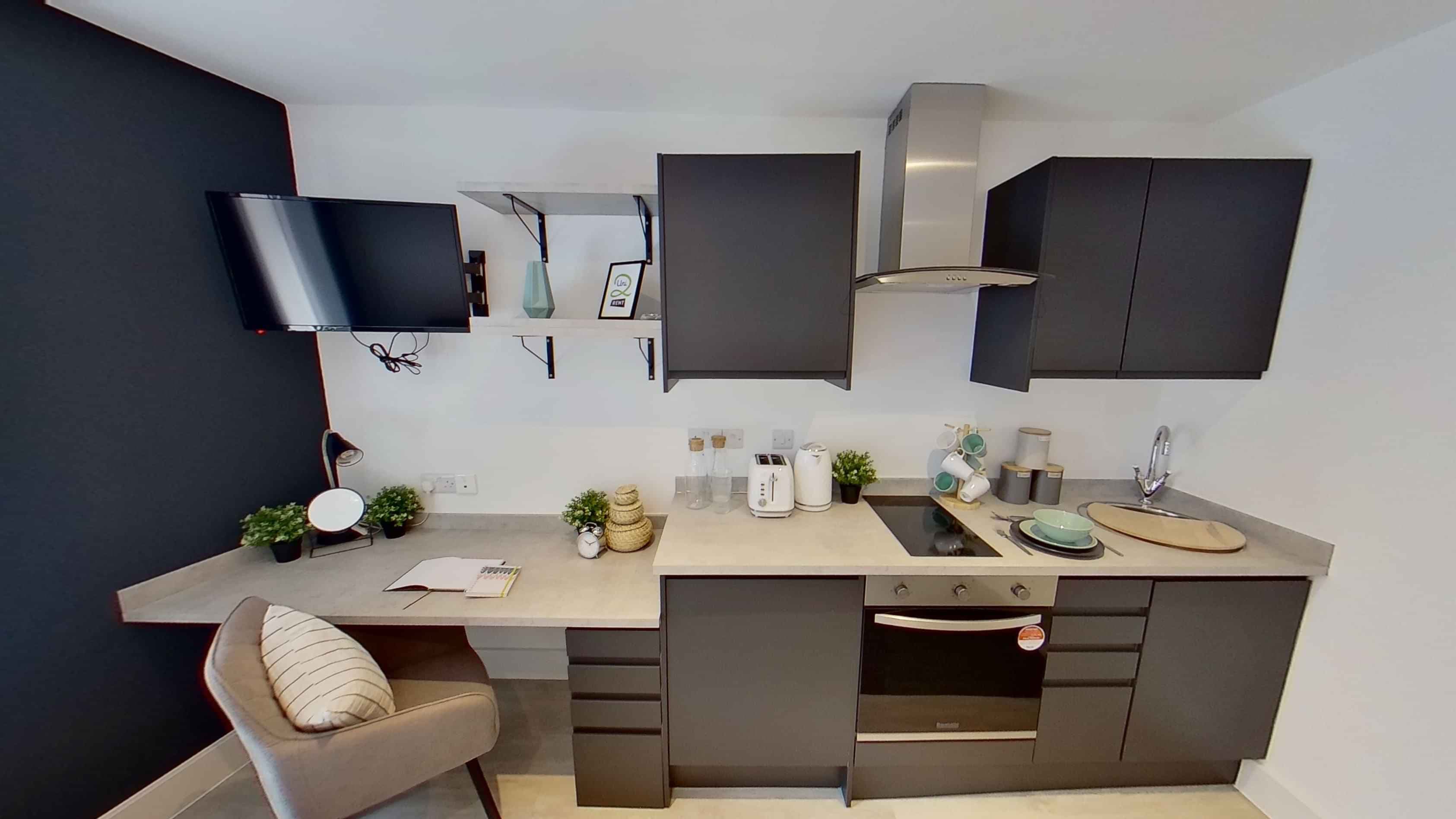 Luxury Studio - Image 4