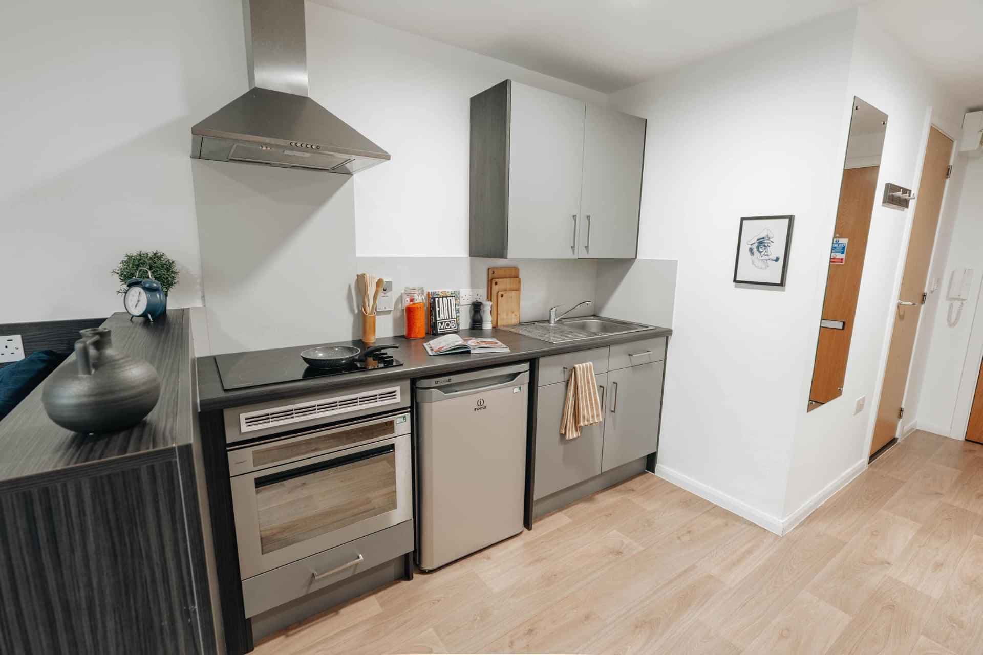 Silver Studio Groundfloor - Image 10
