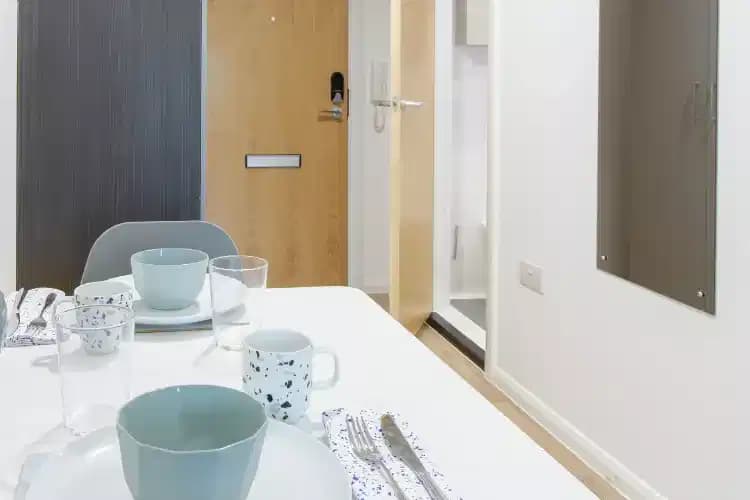 Silver Studio Riverside - Image 3