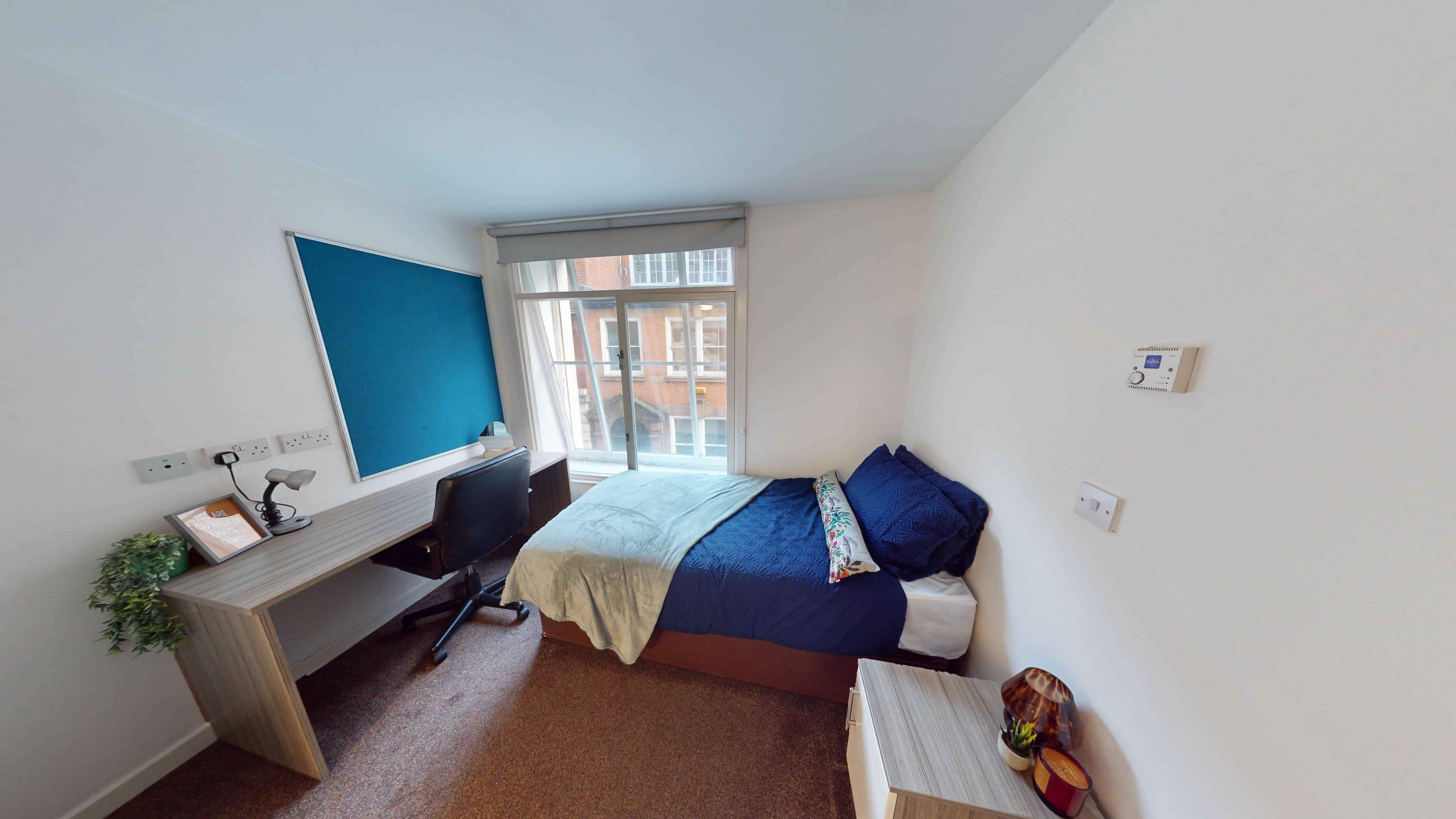 Classic Studio - Image 1