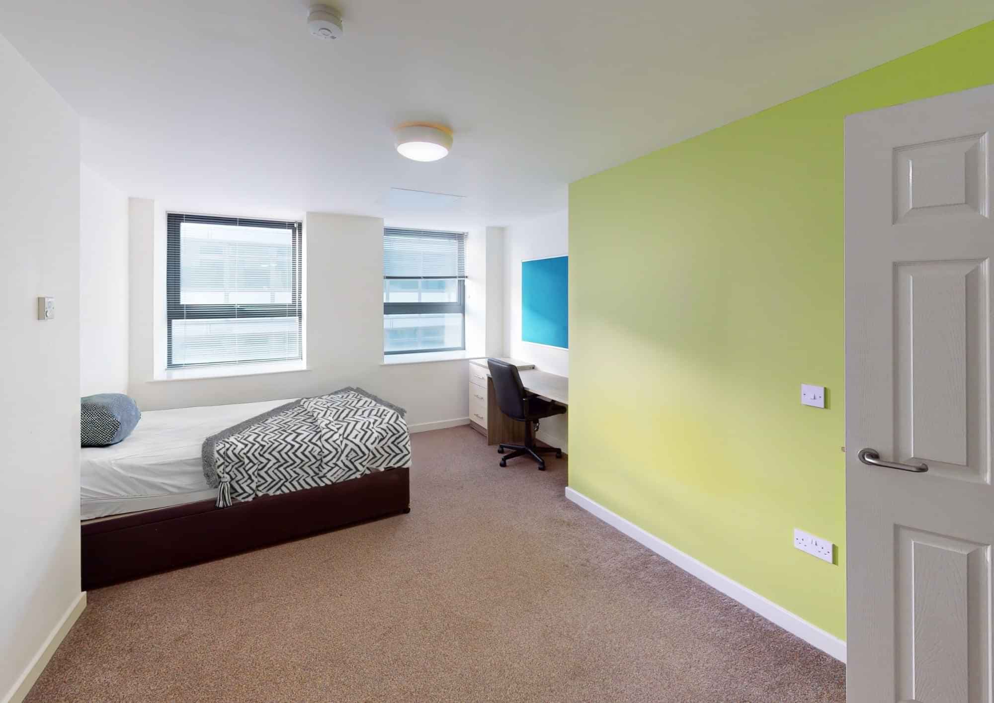  Premium Studio - Image 1