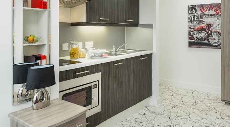 Studio Ruby Single - Image 4