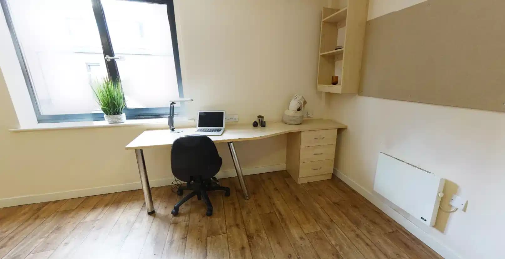 Super Deluxe En-suite - Image 4