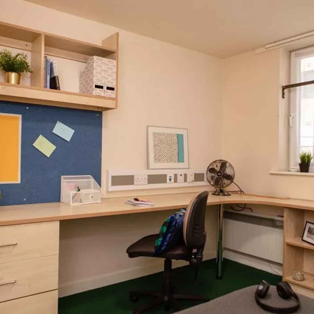 Studio Accessible  - Image 2