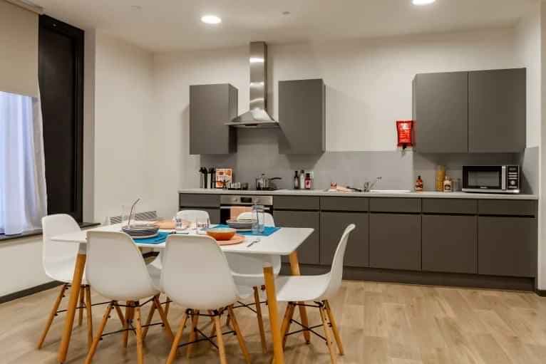 Bronze En Suite 7 Share - Image 5
