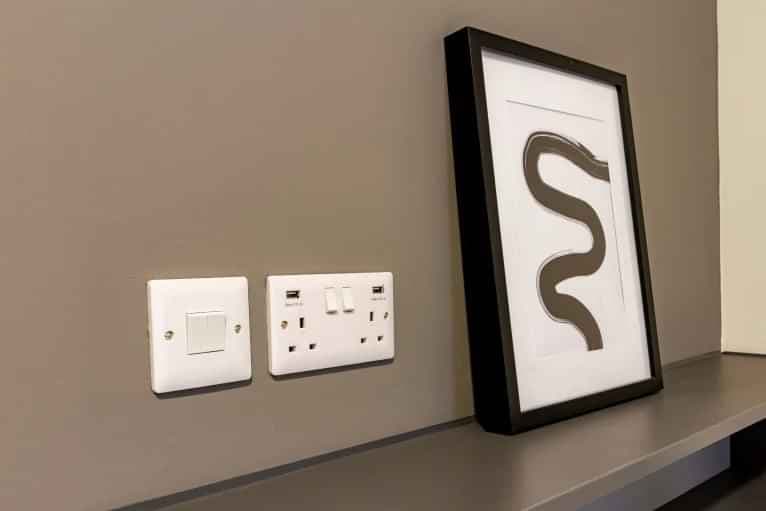 Bronze En Suite 6 Share - Image 12