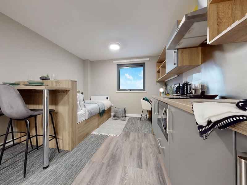 Bronze Studio - Image 5