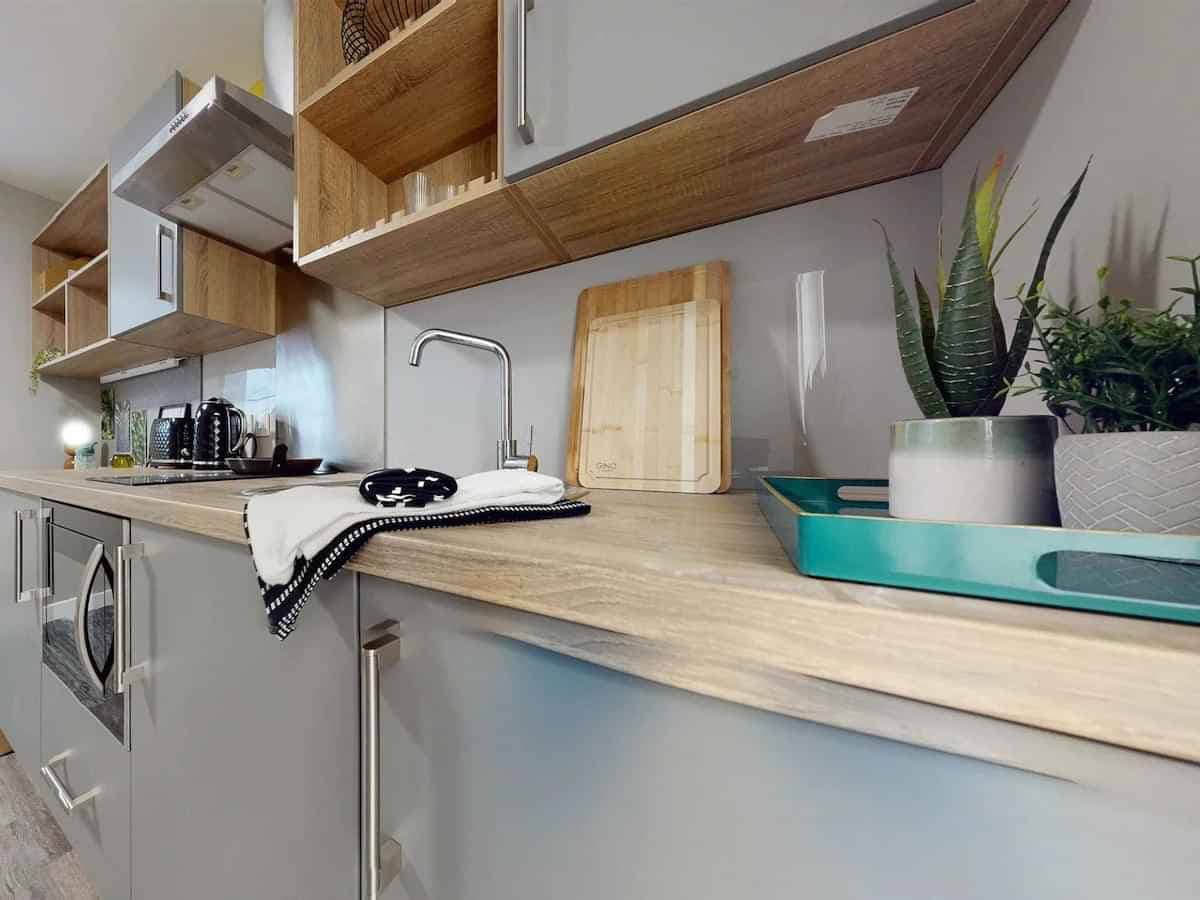 Silver Studio - Image 4