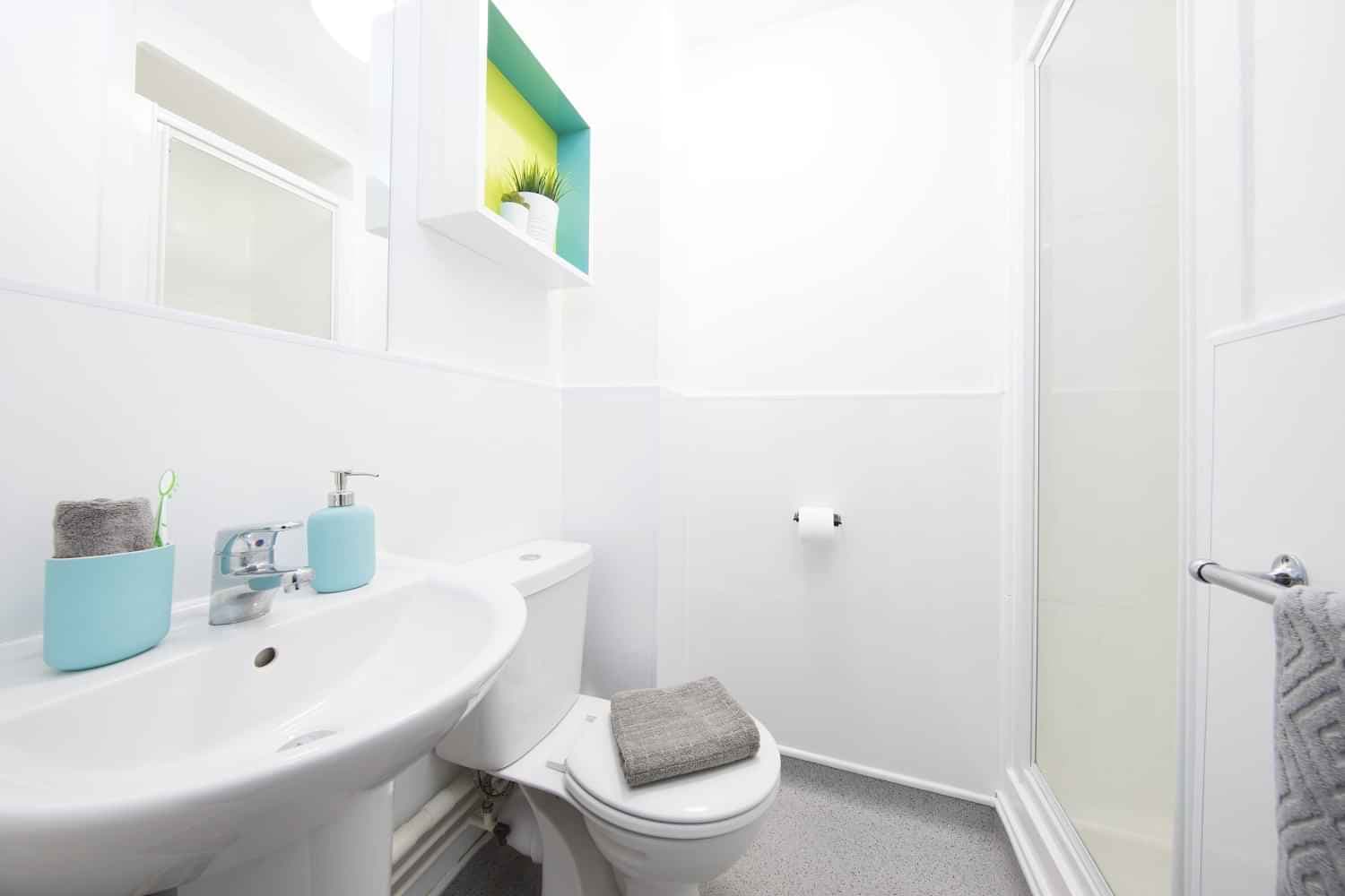 Premium Range 1 Accessible Studio - Image 2