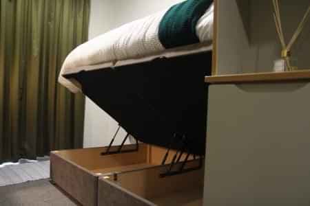 Silver En-Suite - Image 13