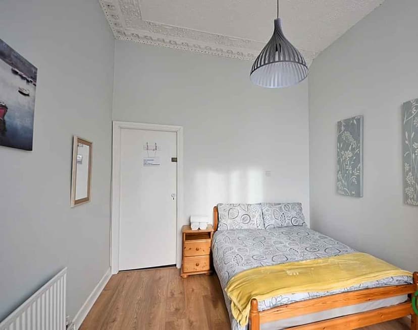 Double Room - Image 4