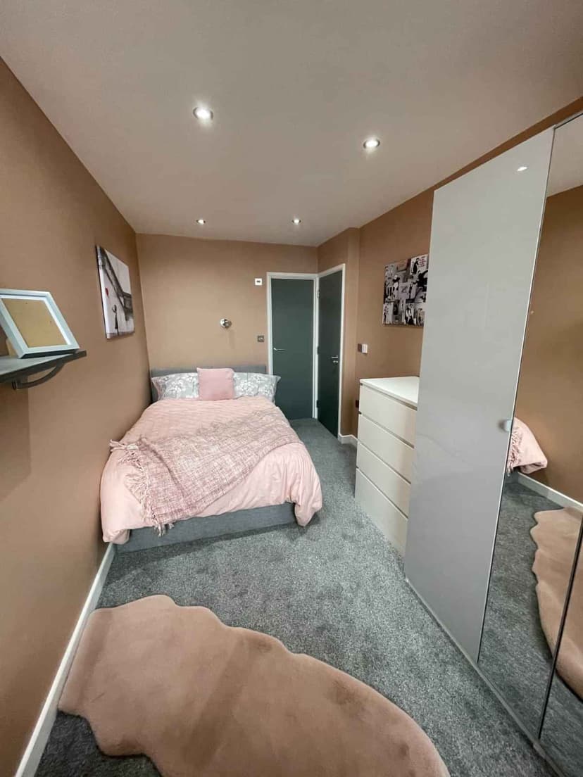 2 Bed Flat Bedroom - Image 1