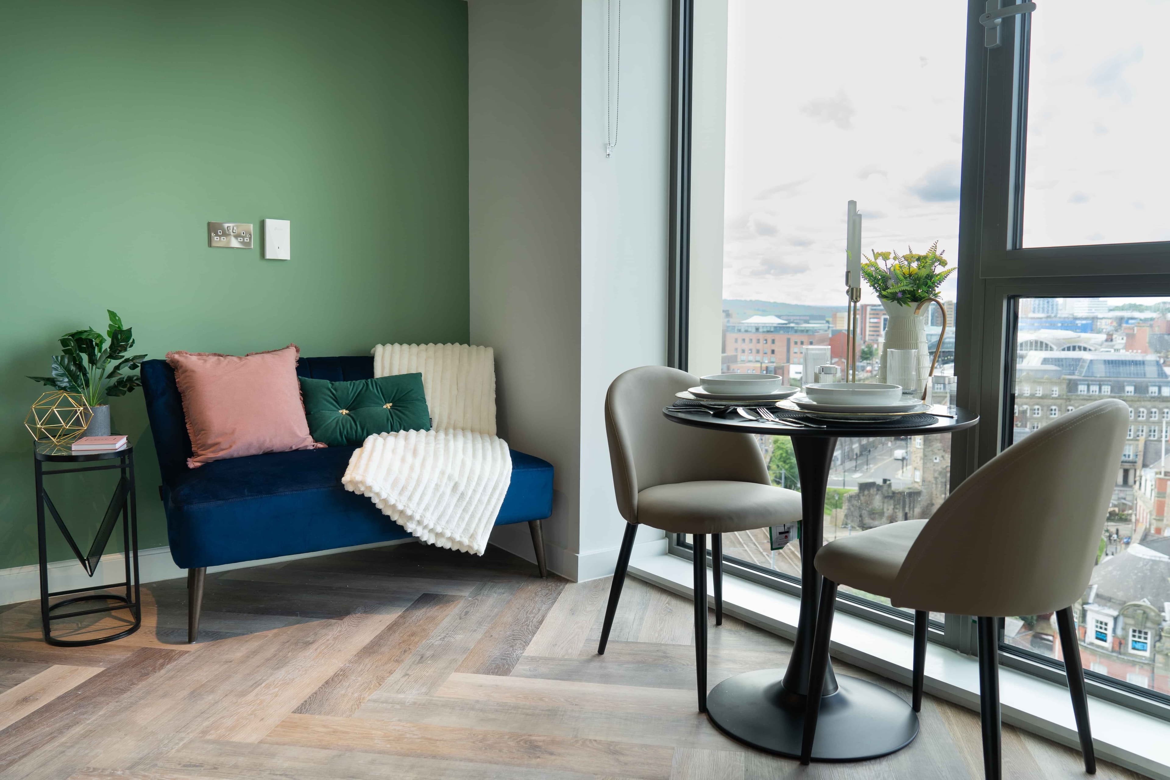 Medium Studio Apartment - Image 7