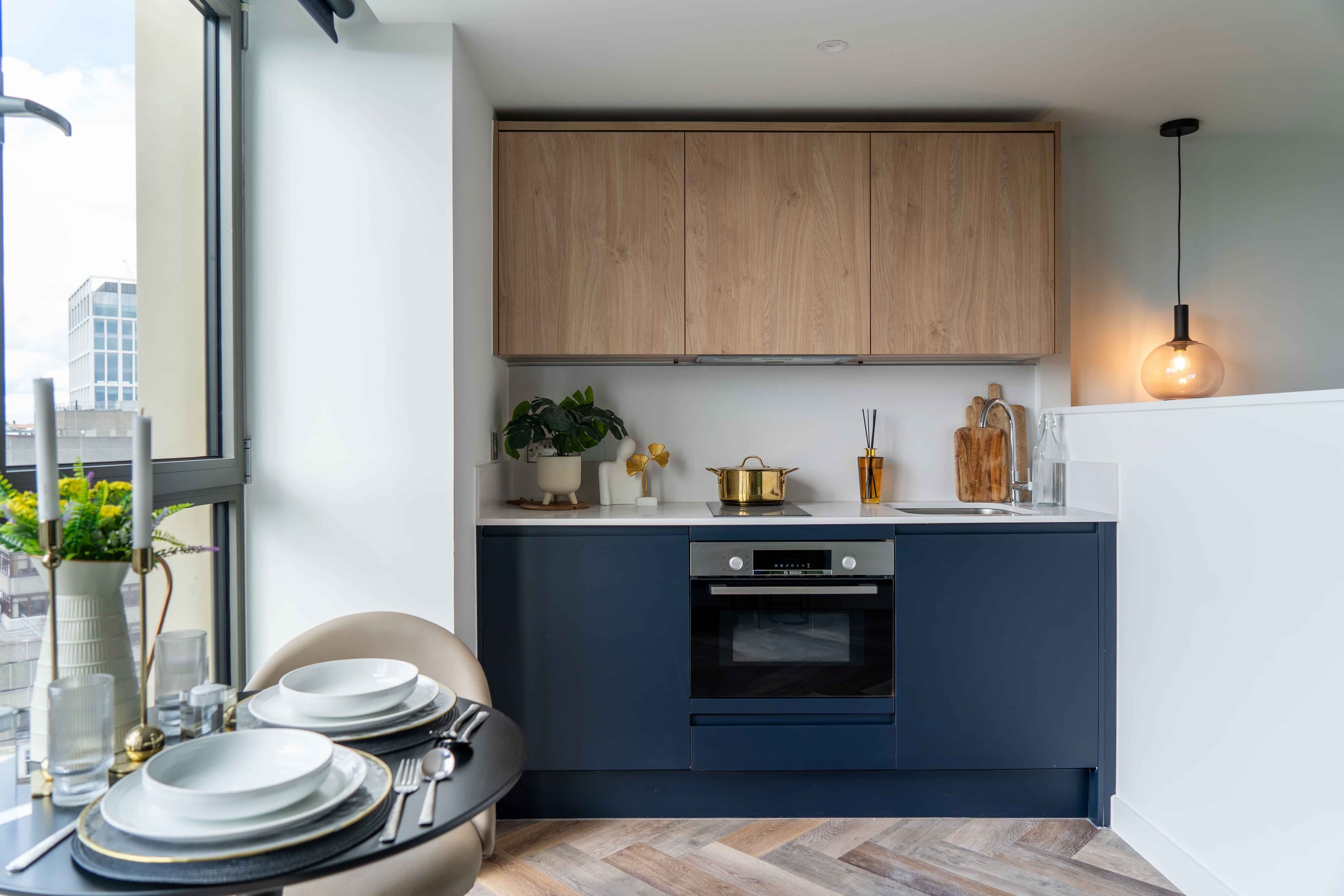 Medium Studio Apartment - Image 17