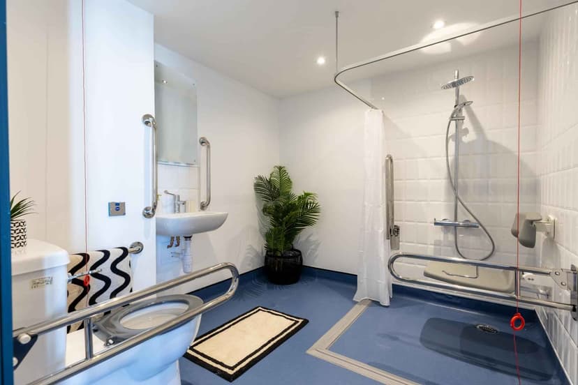Platinum Suite - Image 8
