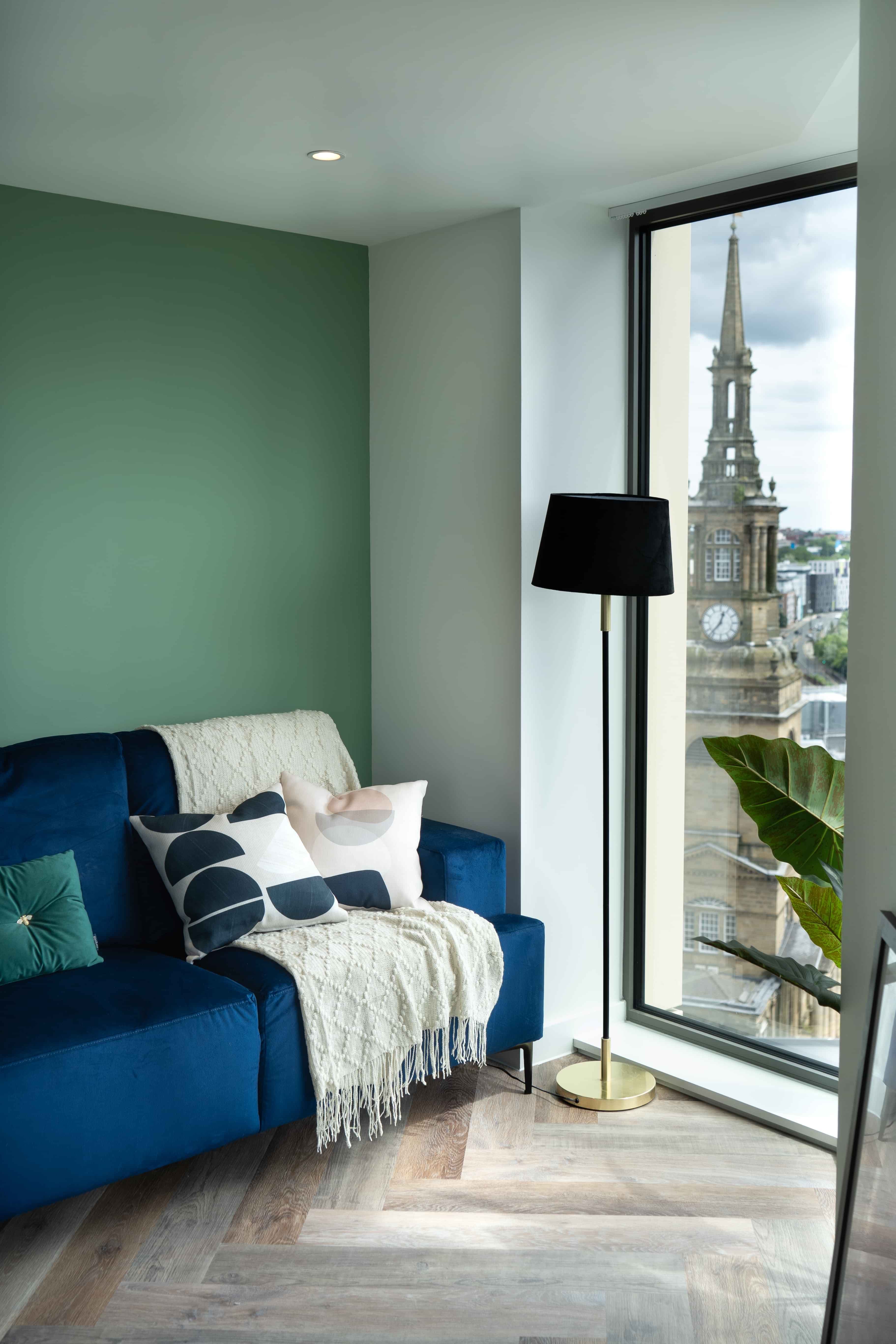 Large Studio Apartment - Image 17