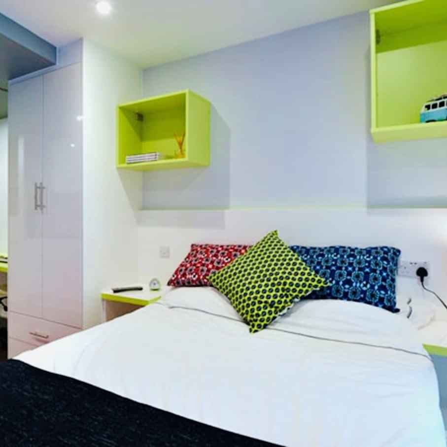 Superior Studio - Image 1