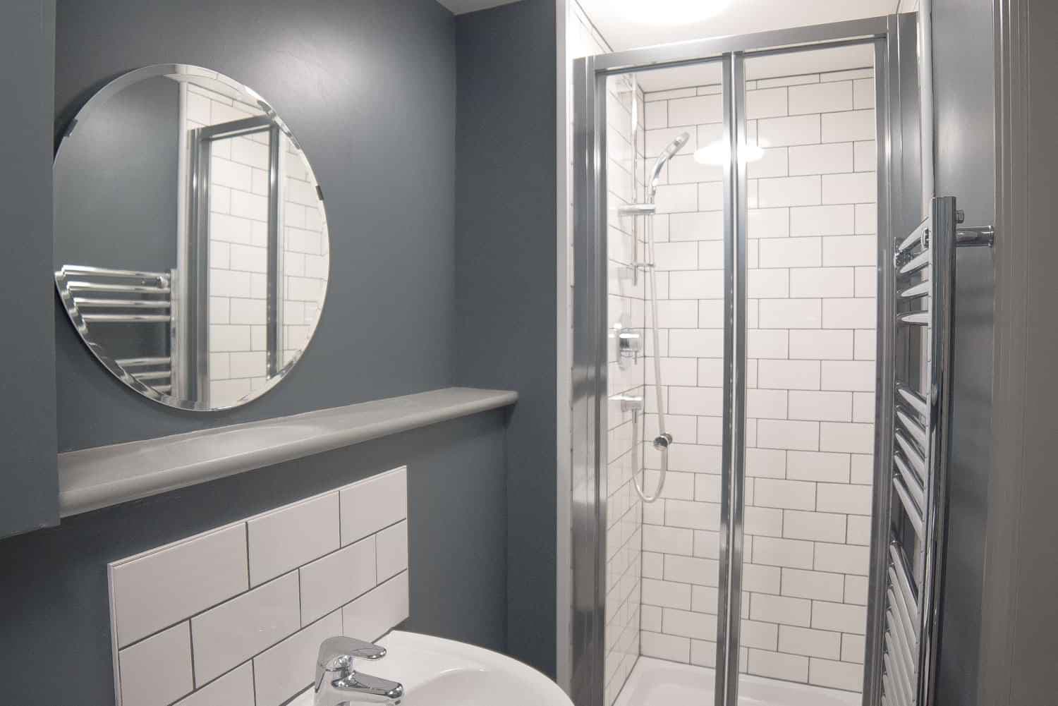 Bronze Room - Image 5