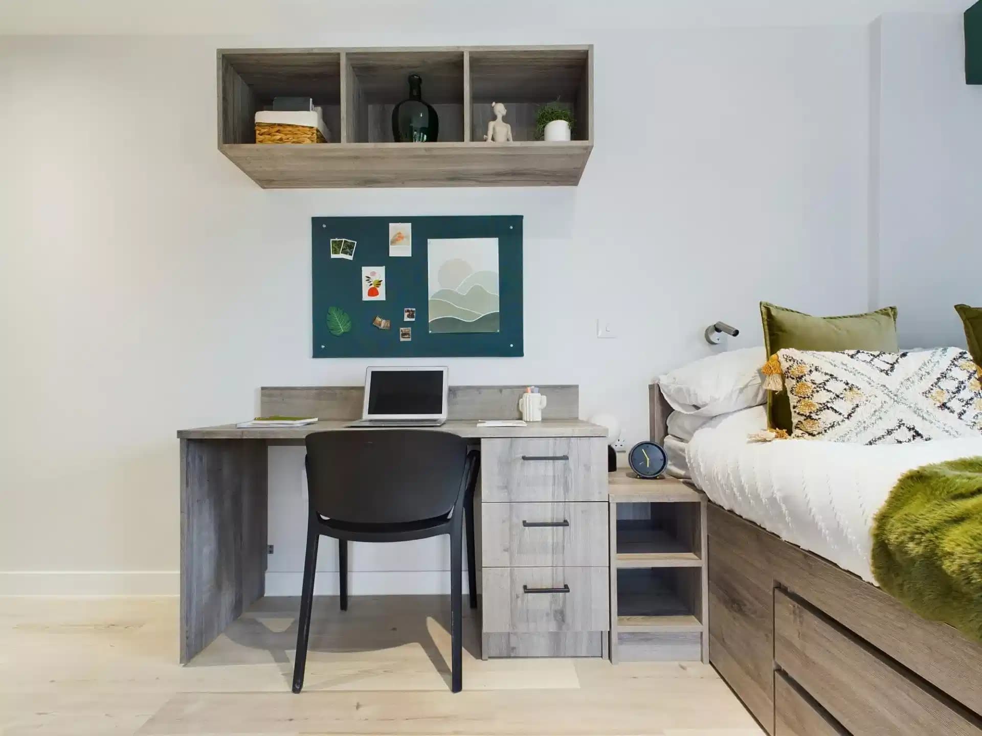 Platinum Studio - Image 2