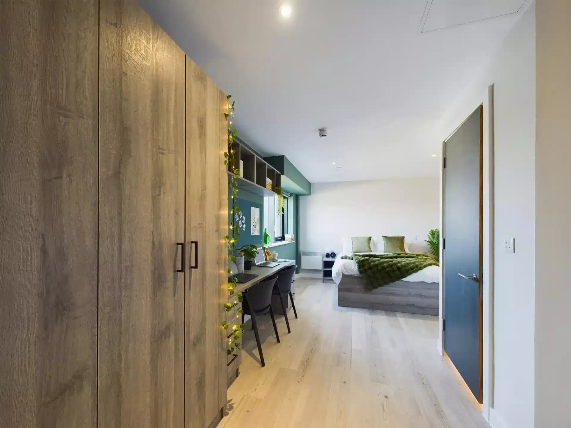 Luxury Double Occupancy Studio - Image 5