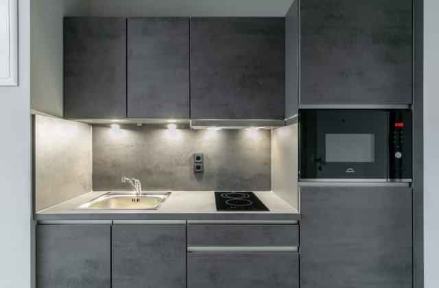 Premium - Image 9