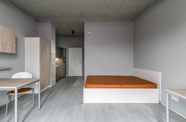 Premium - Image 10