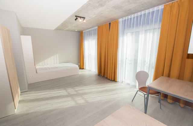 Premium Plus - Image 8