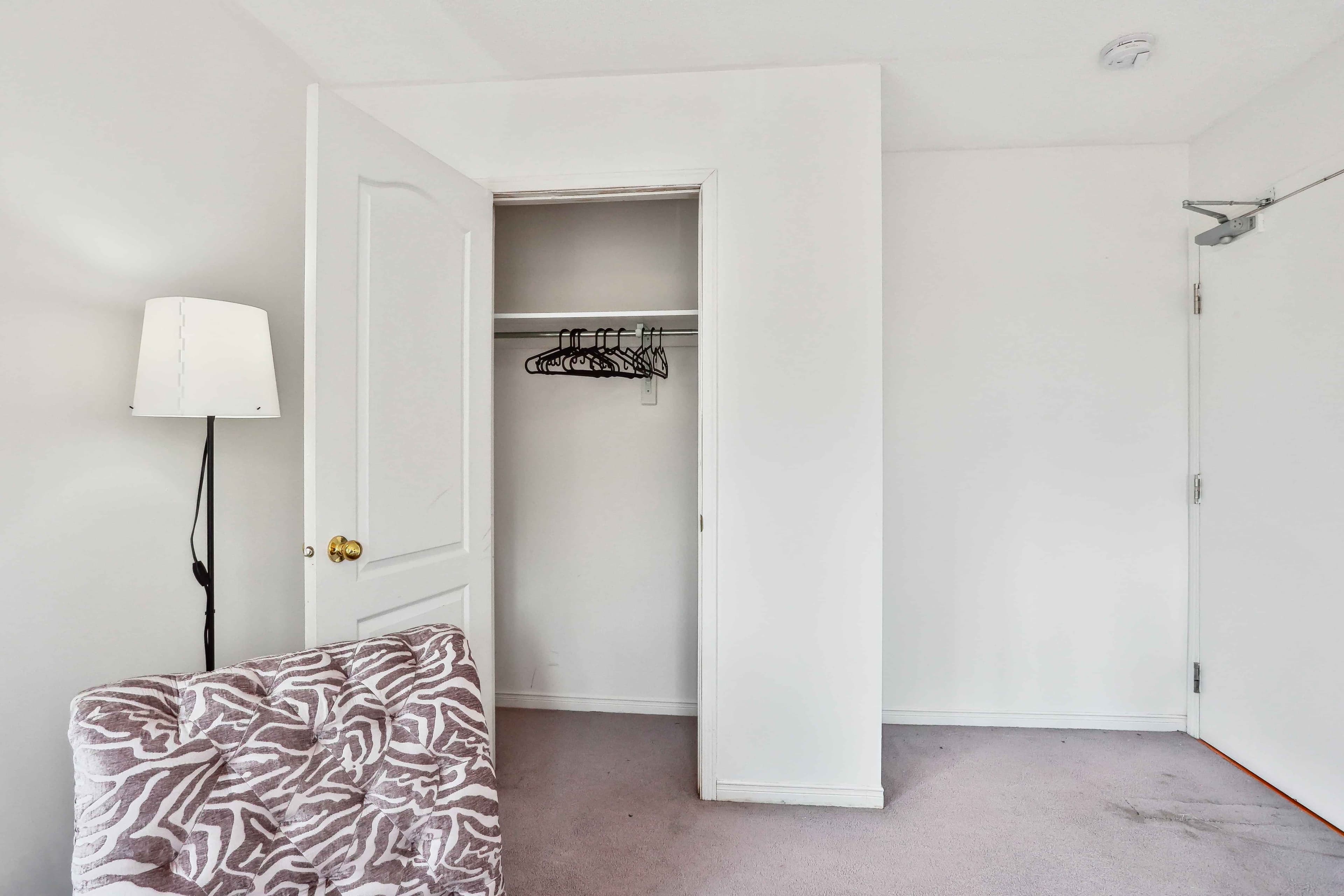 Shared Room Ensuite (1 Bed 1 Bath) - Image 4